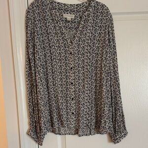 Treasure & Bond XL Cream Blouse with Black Floral Print